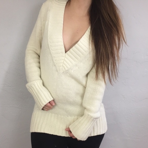 Old navy nice cozy sweater - Picture 1 of 2